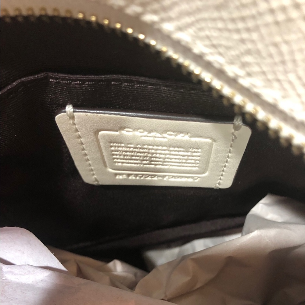 Coach Handbag - Picture 2 of 2